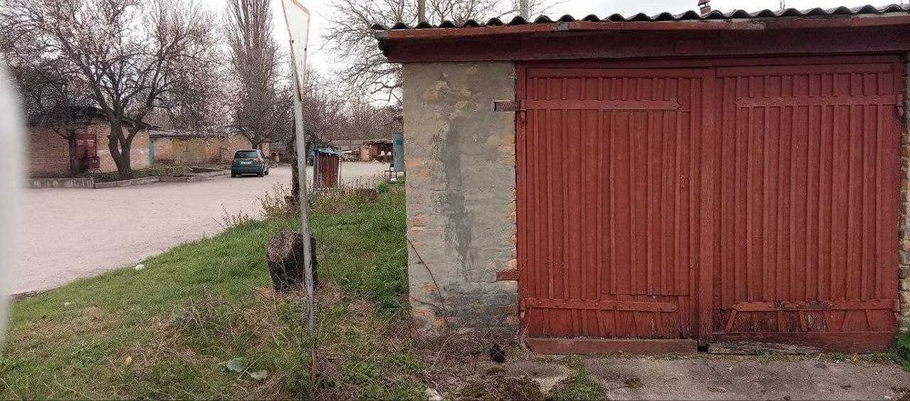 Сдам у оренду гараж