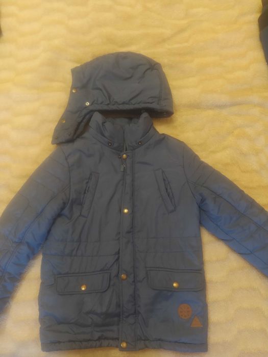 Зимова тепла куртка на хлопчика 8-10 років