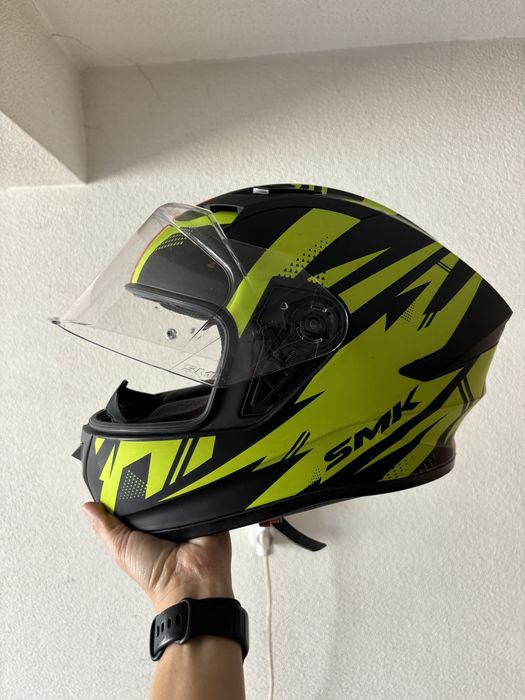 Capacete mota SMK (usado 3x)