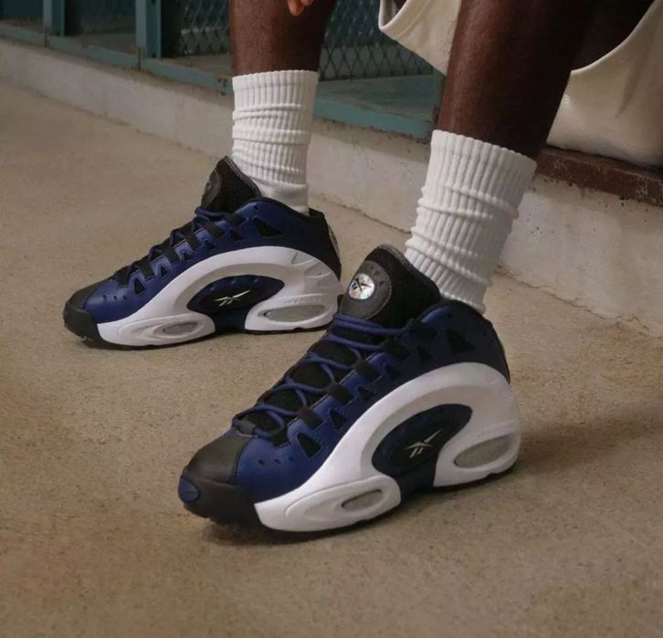 Reebok es 22 (кроссовки,кроссы,кеды)