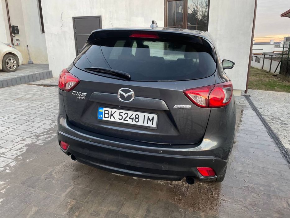 Mazda  cx-5.