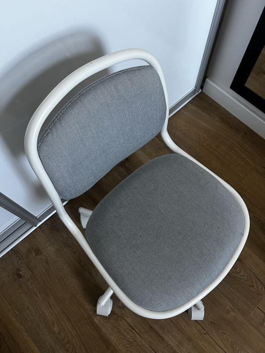 ÖRFJÄLL Dziecięce krzesło biurowe IKEA