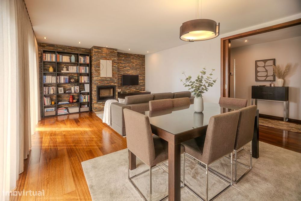 Magnífico T3 em Canidelo (4 Caminhos) | 186 m² | 3 WCs | Box 2 Carros