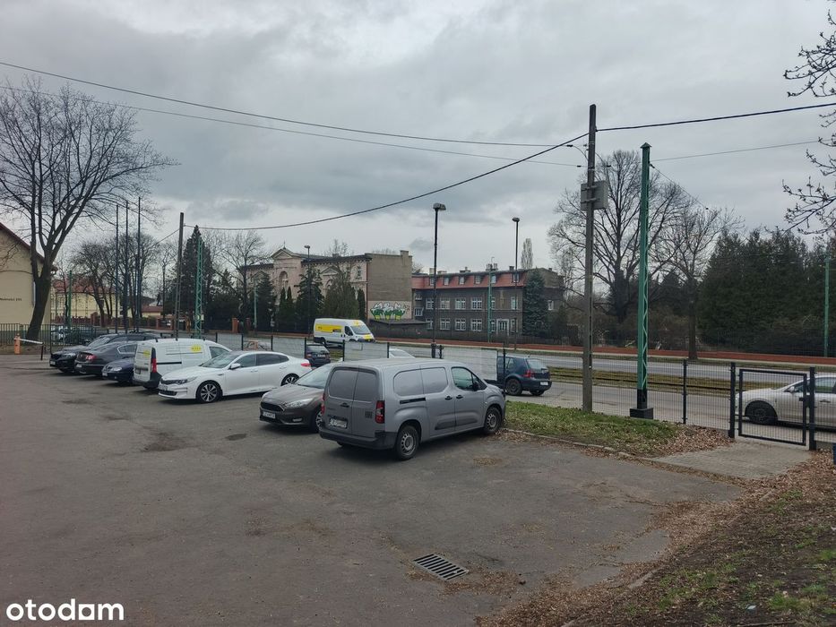 Miejsce postojowe na wynajem w Centrum Północ Zabrze