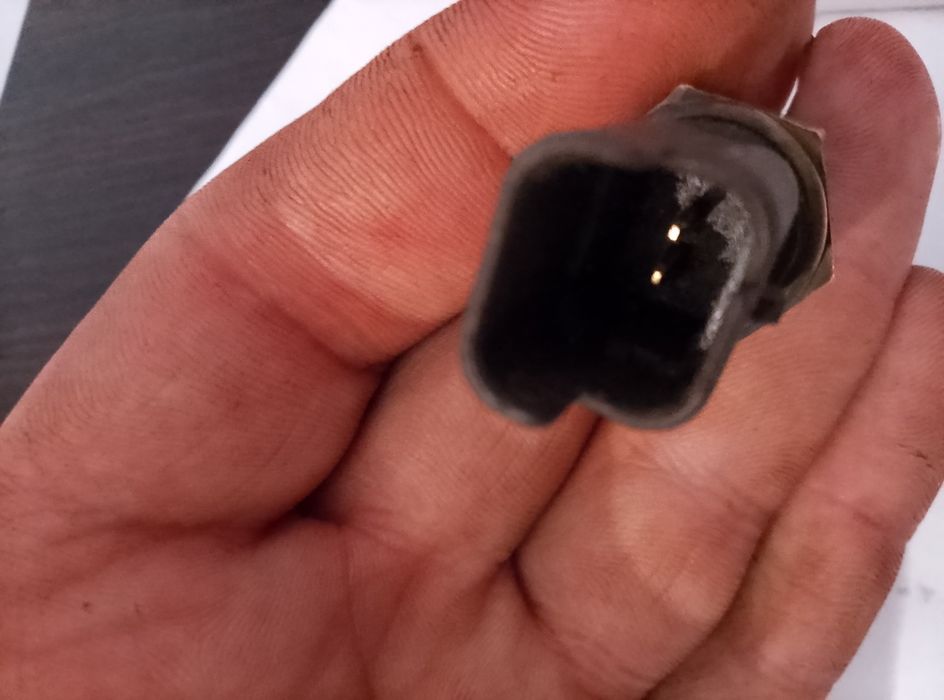 датчика заднего хода  и датчик температуры  Фиат .