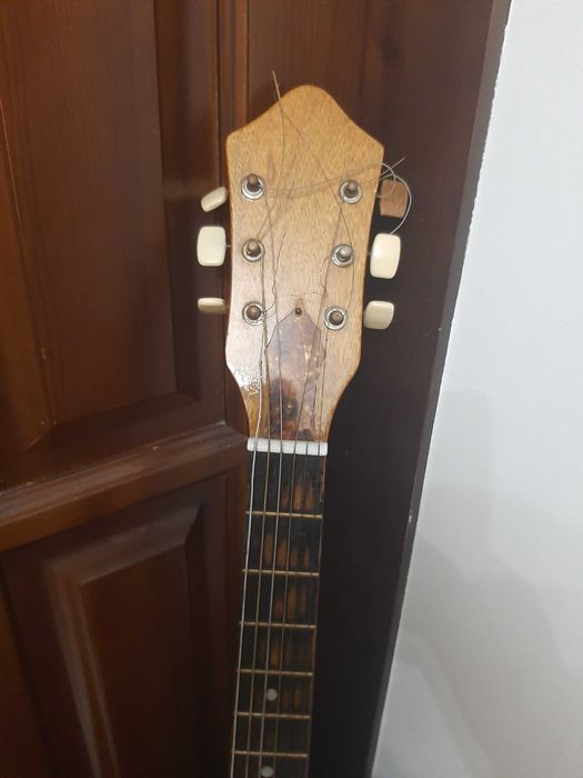 большая  гитара кремона