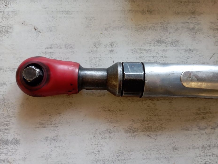 Пневмогайковёрт квадрат 1/2.