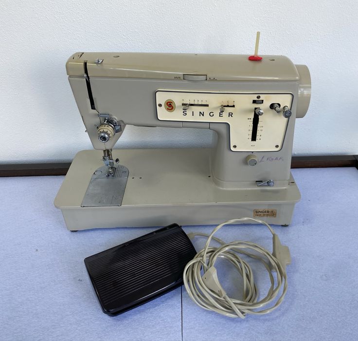 Maquina Costura Singer Stylist 457