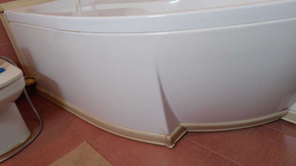 Ванна акрилова Ravak Rosa 170*110 з панеллю кріпленням + підголовник