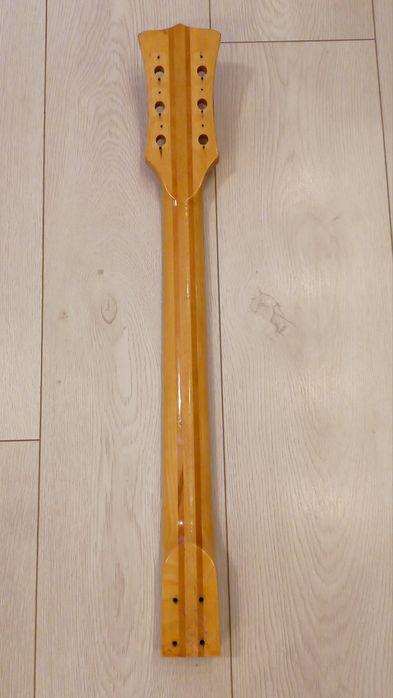 Gitara elektryczna Defil.