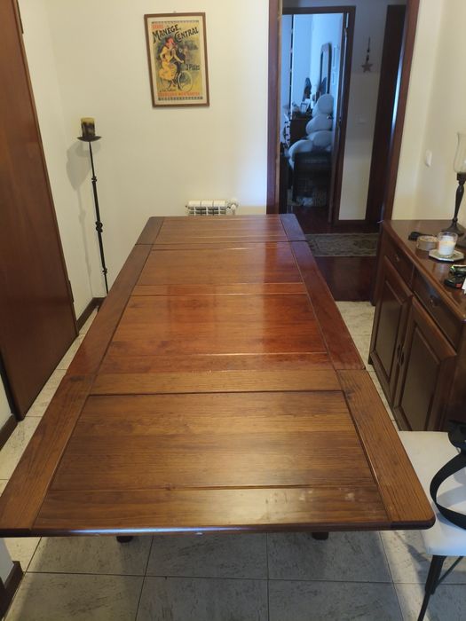 Mesa sala de jantar usada