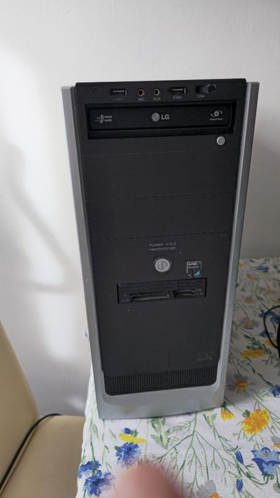 Komputer stacjonarny Athlon dual core 5400+ 2,8GHz