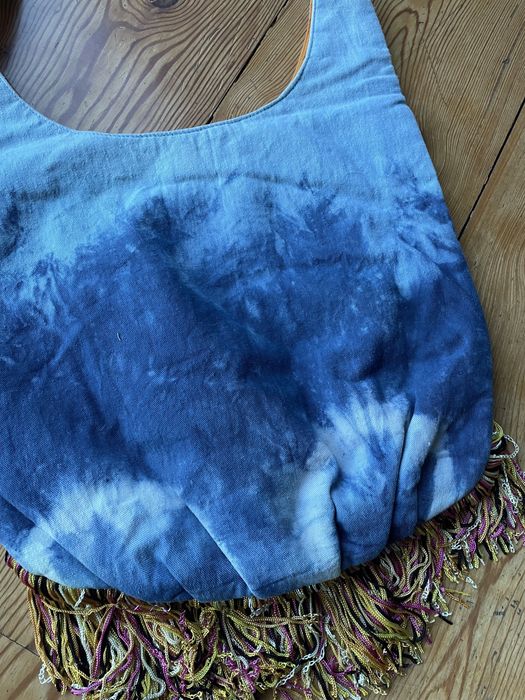 Bolsa em tecido com bordados Lanidor