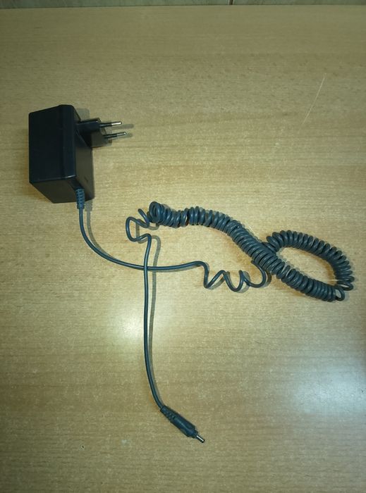 Zasilacz ładowarka do video 12V 500mA