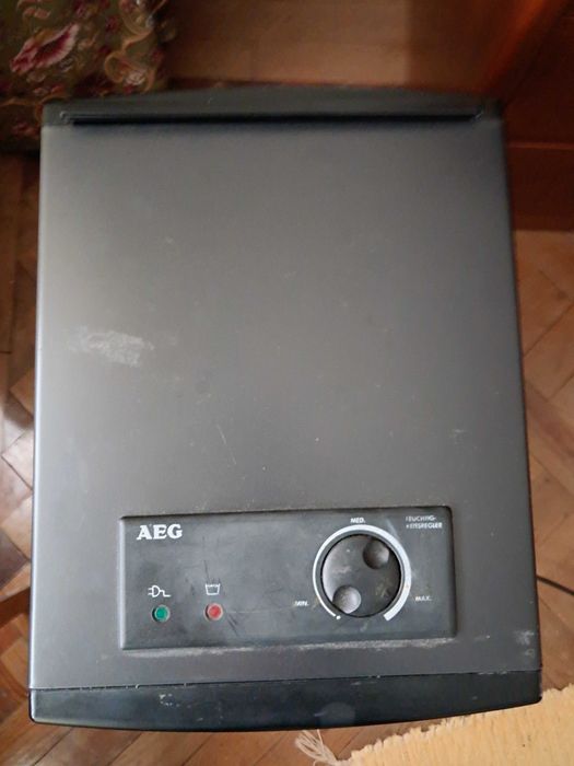 Desumidificador portátil AEG