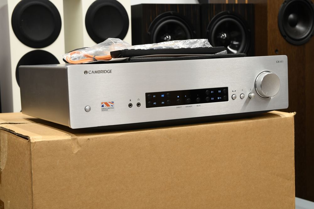 Zadbany wzmacniacz stereo Cambridge Audio CXA80 + pilot i DAC