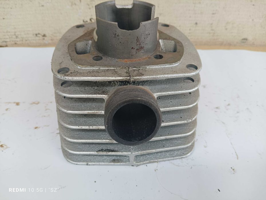WSK-125 - cylinder żeliwny - (16.7)