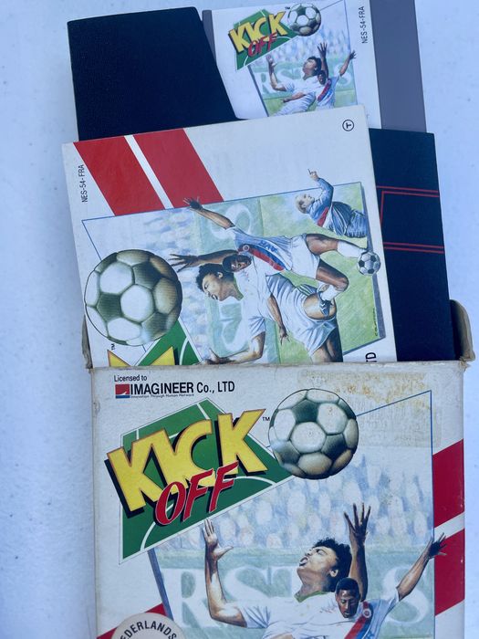 Vende-se lote com 8 jogos originais para Nintendo Entertainment System (NES), todos em versão europeia PAL B