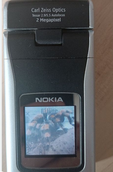 Vendo telemóvel Nokia N 90 impecável, com todos os acessórios de origem!!!