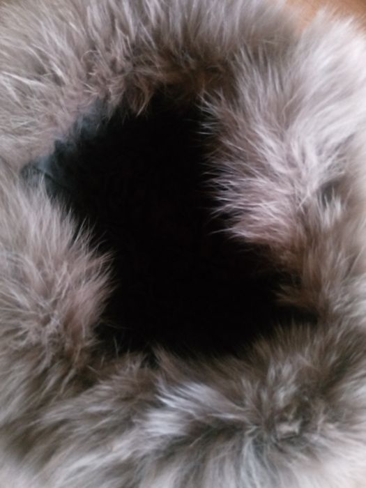 Продам женскую зимнюю шапку