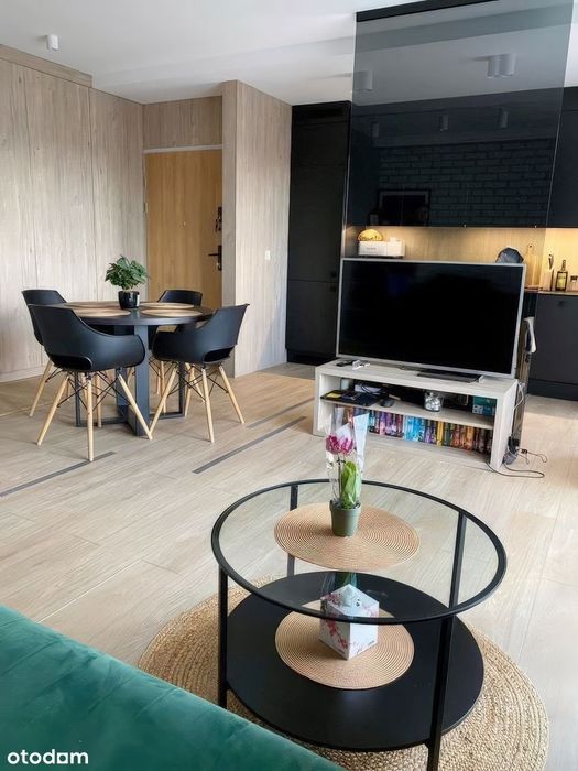 2pok. mieszkanie - Stare Miasto 49m², ul. Legnicka, Garaż, Komórka