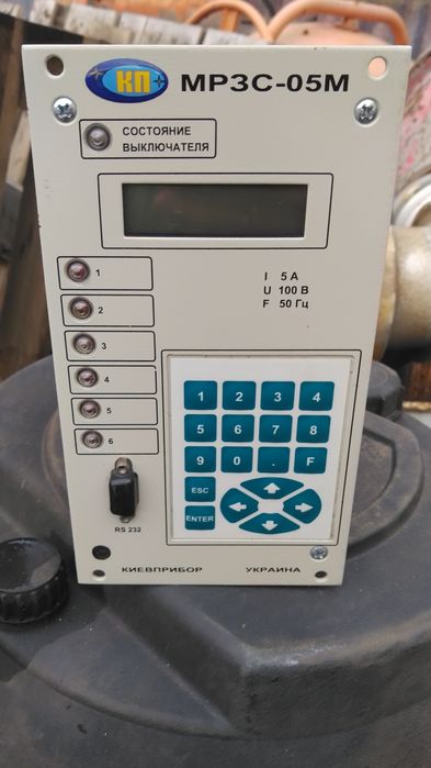 Микропроцессорное устройство МРЗС-05м, реле защиты