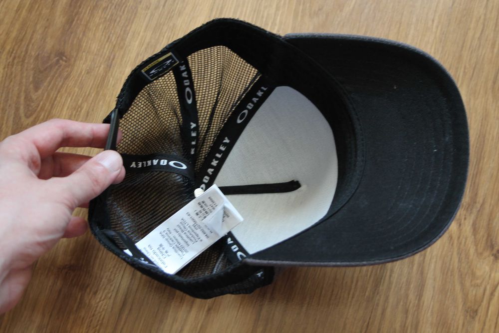 Оригинальная кепка-тракер унисекс бейсболка Oakley Chalten Cap