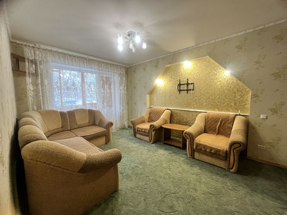 Продам 2 к кв  з меблями та технікою