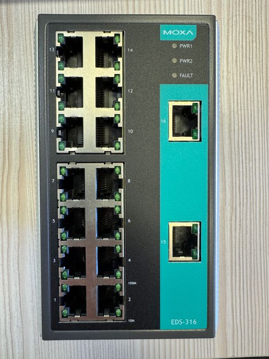Moxa EDS-316 - 16-portowy niezarządzalny switch przemysłowy