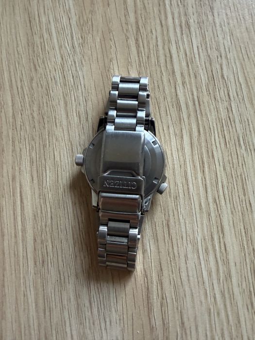 Часы Citizen Night hawk eco-drive titan