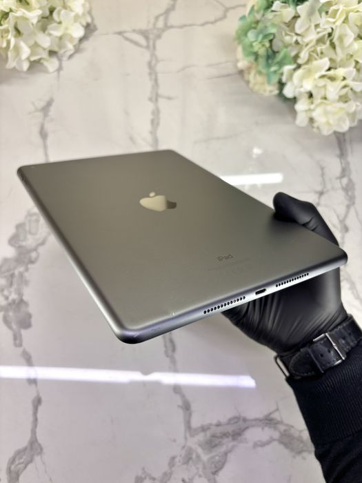 Стан як новий  iPad 7 32GB 80%АКБ Space Gray (Магазин Гарантія)