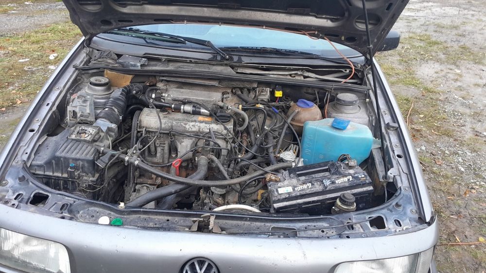 Продам фольсфаген пасат б3 2.0 газ бензин