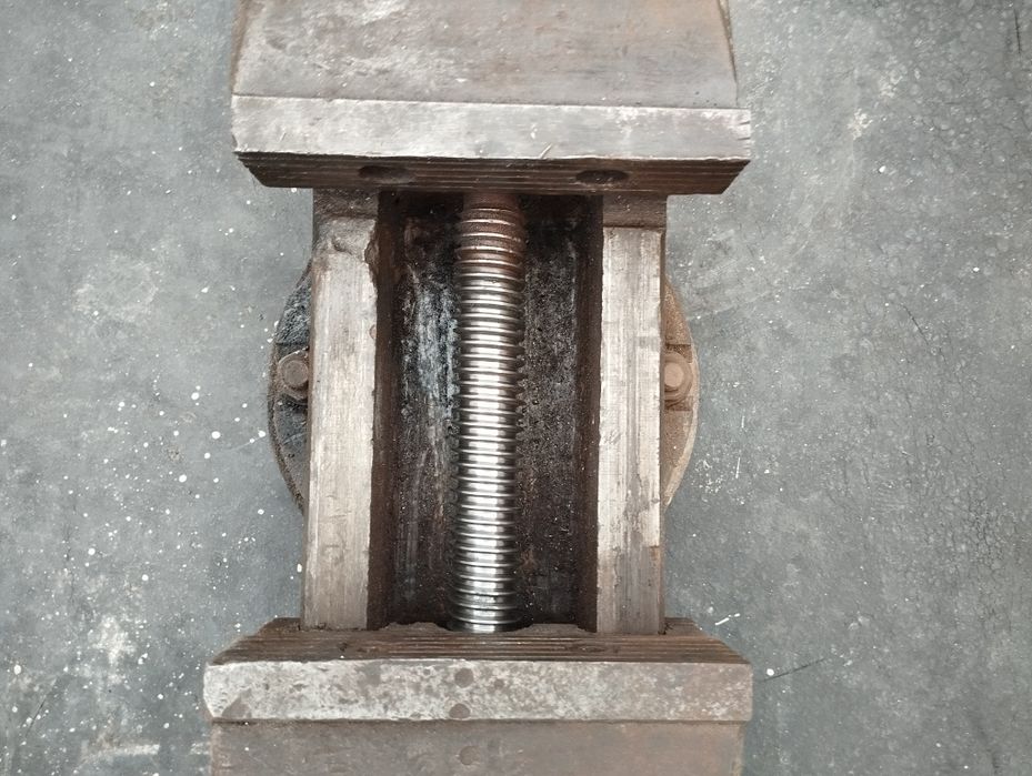 Тиски станочные 160 мм. советского производства.