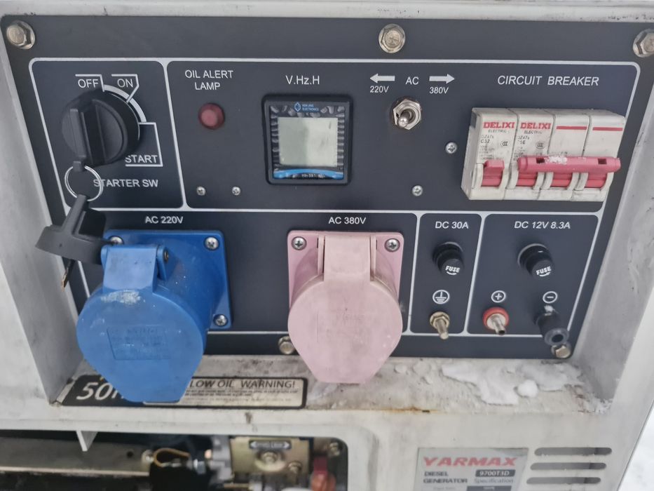 Продам дизельный генератор 6.5 кв