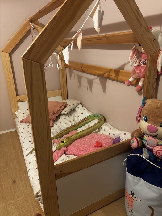 Łóżko dziecięce Domek z materacem 160x80