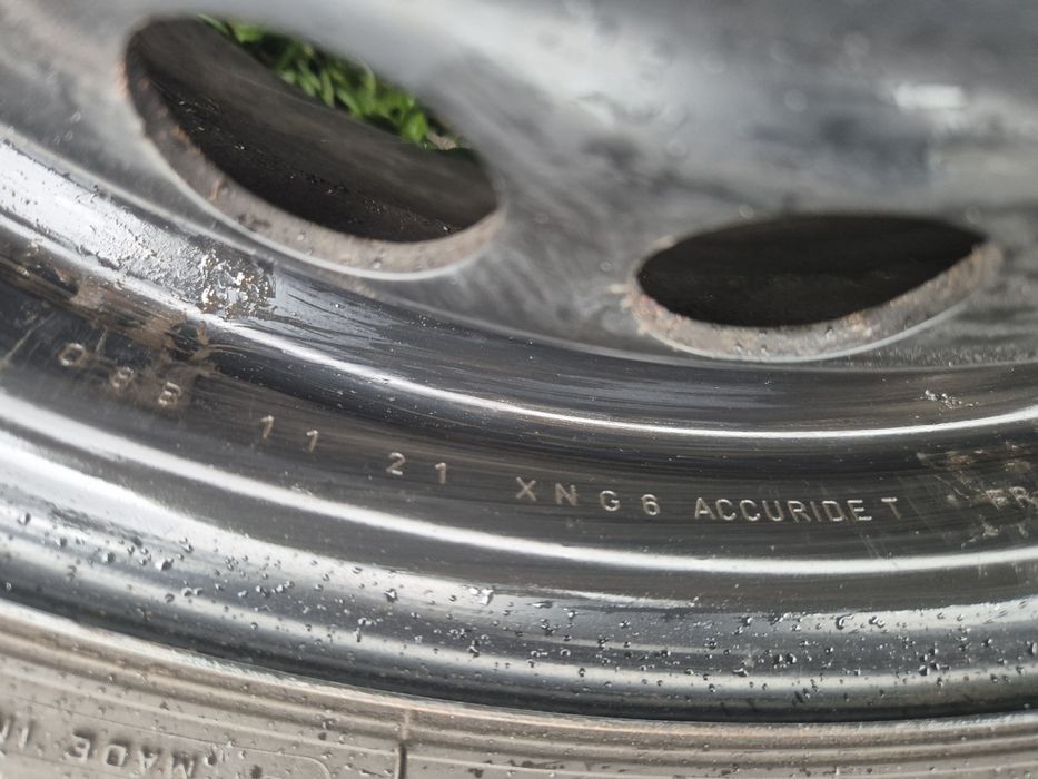 Komplet 4 szt. oryginalnych felg stalowych 16" VW T5,T6,T6.1