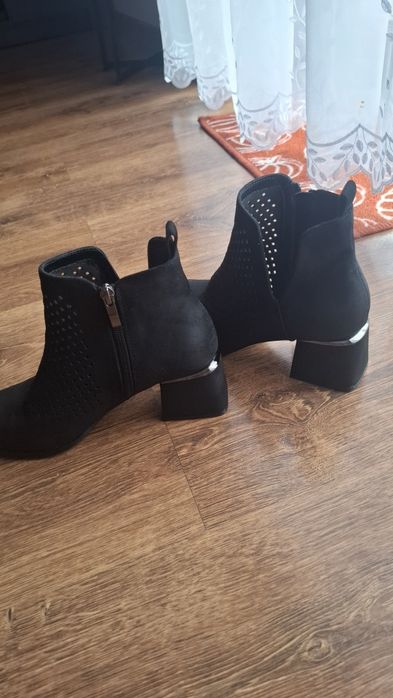 Botki wiosenne Born2be