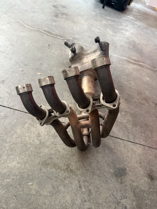 Escape com coletores Suzuki GSX-S1000 de 2016