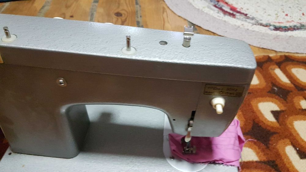 Торг! Швейная машинка СССР Чайка 142-М