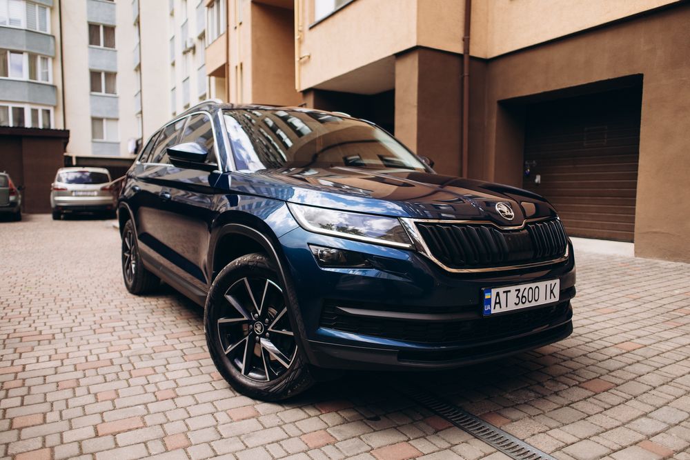 Продаю власний автомобіль