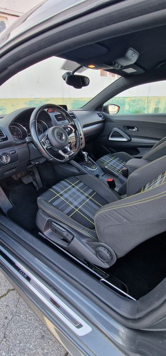 VW scirocco 2.0 TDI. R-line