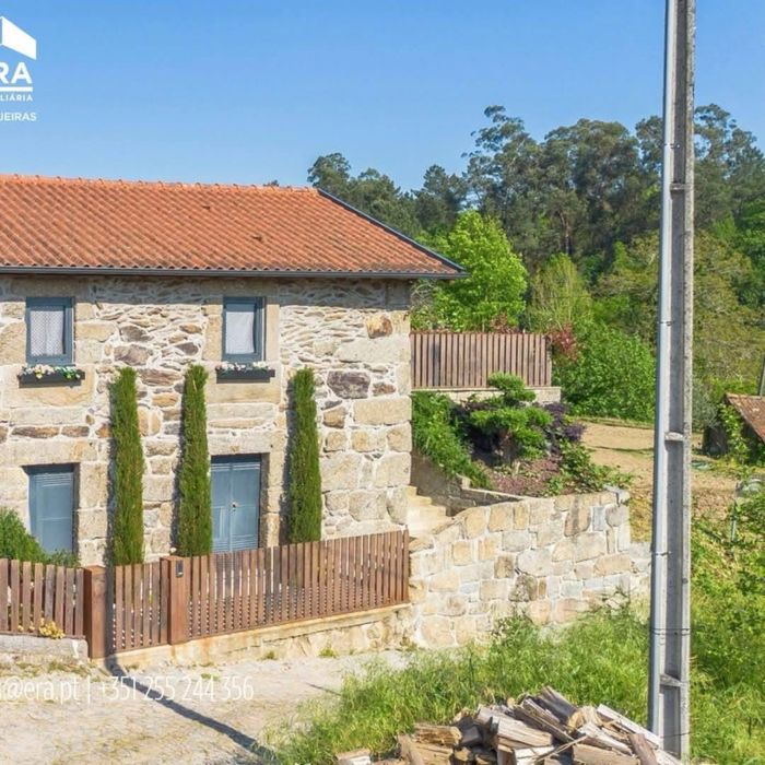 Moradia Chalé T2 Serzedo Guimarães