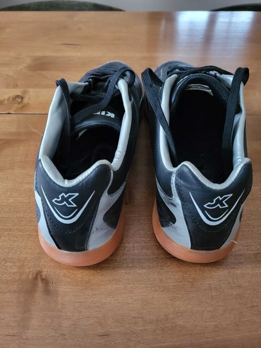 Halówki Kipsta roz. 45 - 35,-