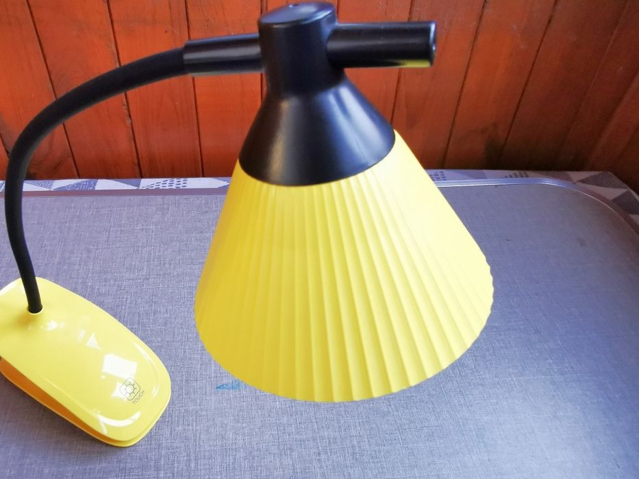 LED Лампа На Акумуляторі