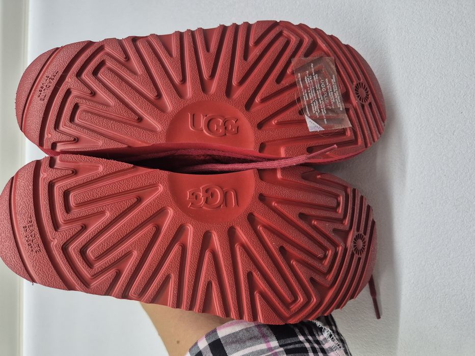 Ugg Noumel 37розмір