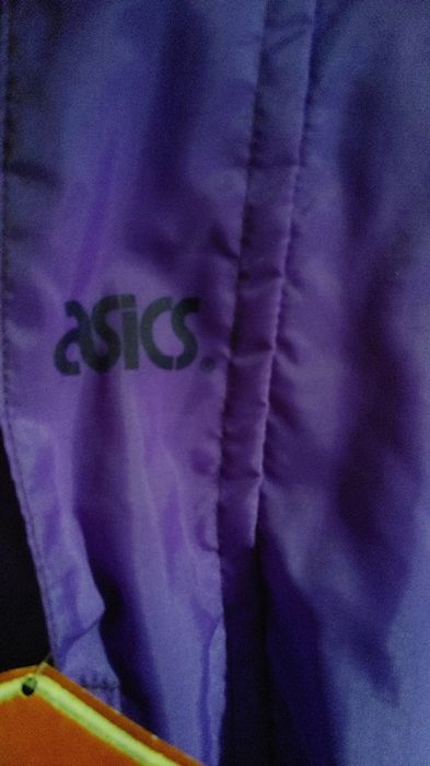 Windstoper ASICS