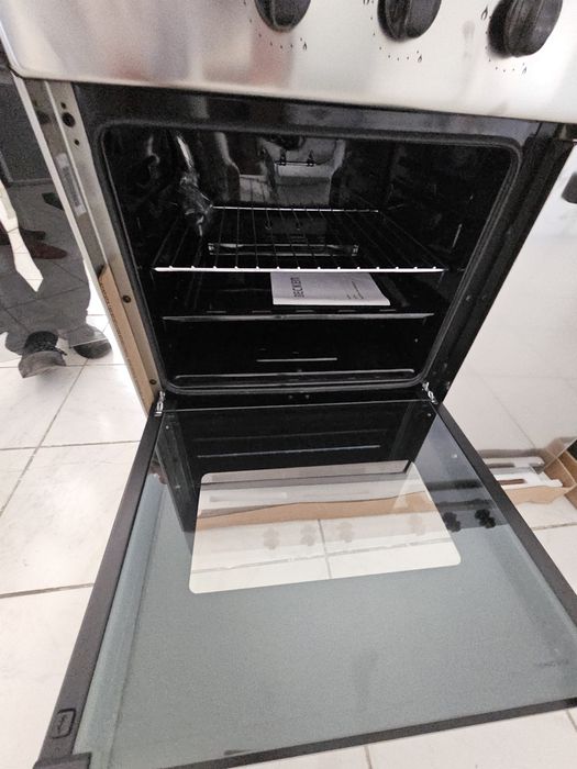 Fogão com porta bilhas gás