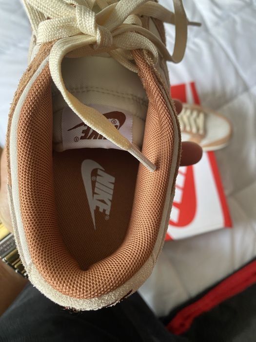 Nike Dunk “Medium Curry”