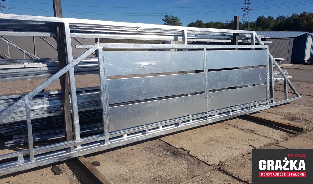 Brama przesuwna samonośna  6,00 m pasy z blachy OCYNKOWANA