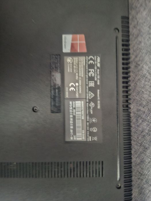 Laptop Asus Model X505B